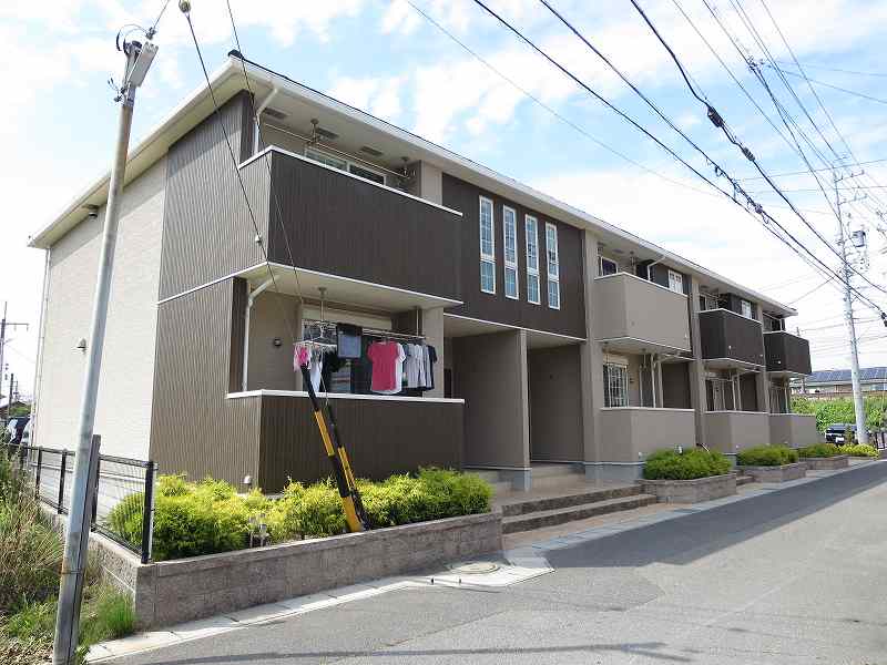 											三重県四日市市西富田町
										外観